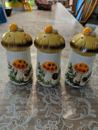 Set Of 12 Vintage 1977 Merry Mushroom Sears Roebuck Spice Jar Shakers Good Cond