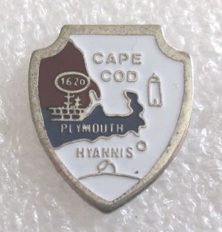 Vintage Cape Cod,  Massachusetts Tourist Travel Souvenir Pin - Plymouth Hyannis