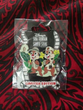 Disney Pin Soda Fountain Dsf Chip And Dale Happy Thanksgiving Hiking Le 150 Pin