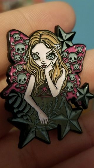 Jasmine Becket - Griffith Pin