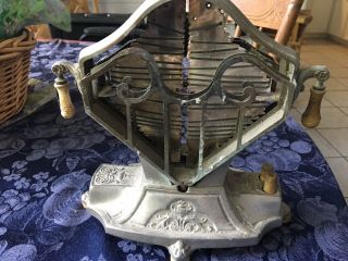Antique Toaster Universal (Sweetheart) Model 2