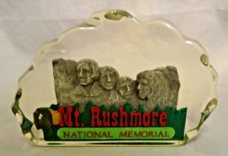 Mt.  Rushmore National Memeorial Souvenir Lucite Paperweight