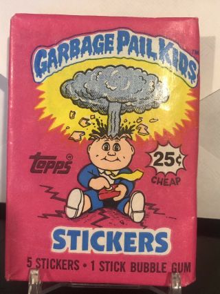 1985 Topps Garbage Pail Kids 1st Series Wax Pack (junkfood John)