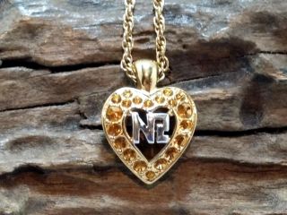Gorgeous Nina Ricci Gold Plated Chain Link Heart Shape Pendant Necklace
