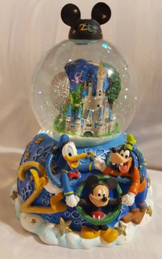 Disney World 2000 Millennium Musical Snowglobe Snow Globe Mickey Donald Goofy