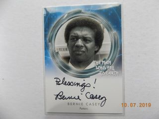 David Bowie The Man Who Fell To Earth Autograph Card - Bernie Casey As Peters