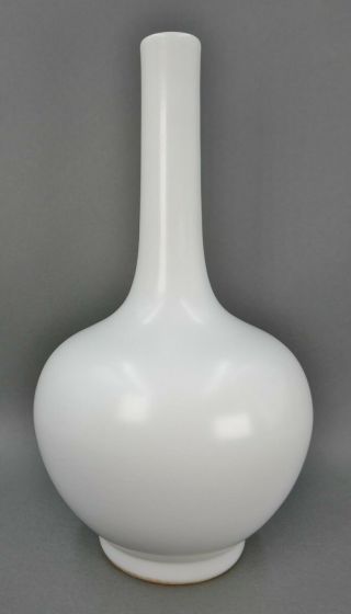 Fine Old Chinese Porcelain White Crackle Glaze Bottle Vase 5