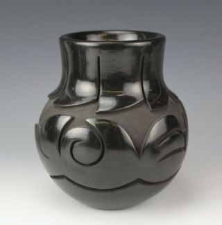 Signed Sherry Tafoya Santa Clara Native American Pueblo Pottery Carved Vase Jlb