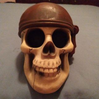 Halloween Home Decor Haunted House Prop Disney Pirate Skull Head Removable Eyes