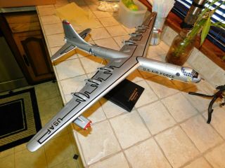 Us Air Force Consolidated B - 36 Peacemaker Wood Desk Model Airplane 1/100 Scale