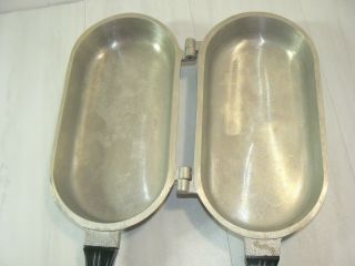 Guardian Service Cookware Aluminum Double Sided Omelet Fish Pan Bakelite Handles
