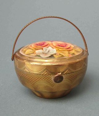 Vintage Kigu ' Bouquet ' Flower Basket Powder Compact Reverse Carved Lucite 4