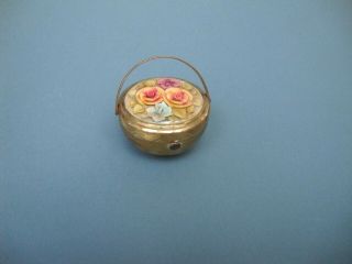 Vintage Kigu ' Bouquet ' Flower Basket Powder Compact Reverse Carved Lucite 5