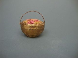 Vintage Kigu ' Bouquet ' Flower Basket Powder Compact Reverse Carved Lucite 7