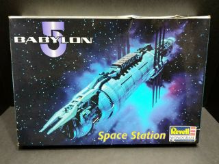 Babylon 5 Space Station Revell Monogram Model Kit,  1998,  And Unbuilt