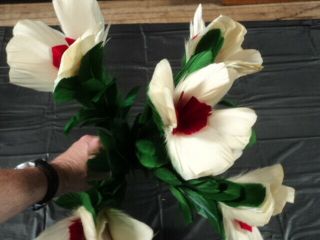 5 Bloom Feather Flower Production Bouquet White W/red Centers