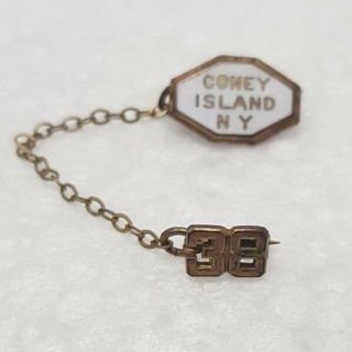 Vintage 1938 Coney Island Ny Souvenir Lapel Pin Nyc White Enamel On Gold Tone