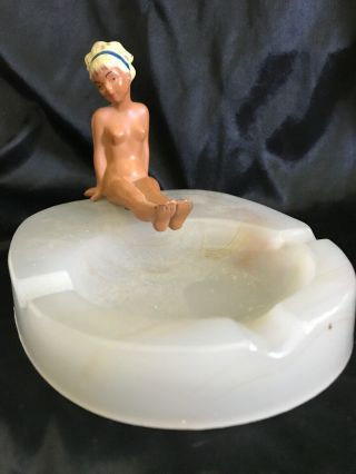 Vintage Risque Nude Painted Metal Woman On Slag Glass Ashtray 7