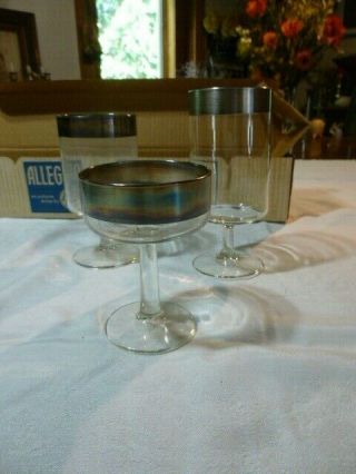 Dorothy Thorpe Allegro Glassware With Silver Band 3 Piece Set