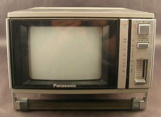 Vintage Panasonic CT - 5511 Color TV Monitor W/Box And 2