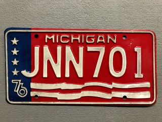 Vintage 1976 Michigan License Plate Bicentennial Jnn - 701 Red/white/blue