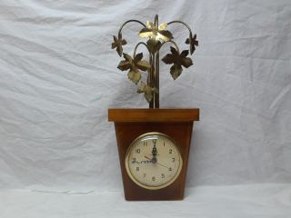 Cool Rare Vintage Mcm Wall Clock Wood Pot & Metal Leaves Plant 18 " Mid Century