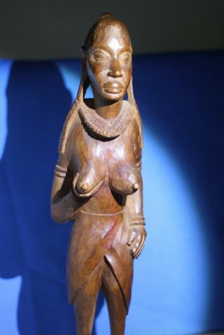 African Art/woman/fertility Goddess/17 1/2 " Height