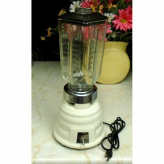 Vintage Oster Osterizer Beehive Blender In White With Jar And Measuring Cap Lid