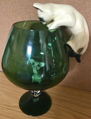 Fab Rare C1960s Vintage Cat And Frightened Mouse On Oversized Green Brandy Glass