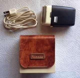 Vintage Ronson 200 Electric Shaver/orig Case " Instant Replaceable Cutting System "