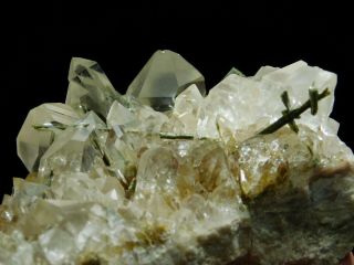 A Big Quartz Crystal Cluster With GREEN Epidote Crystals From Brazil 554gr e 6