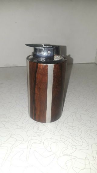 Vintage Ronson Varaflame Skoal Butane Table Lighter
