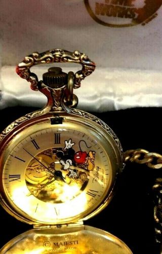 DISNEY Swiss Made MAJESTI Gold Wind Up MICKEY MOUSE Pocket Watch TIME CLOCK 5