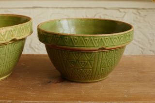 ANTIQUE GREEN STONEWARE MIXING BOWLS MARKED U.  S.  A.  200 McCOY 5