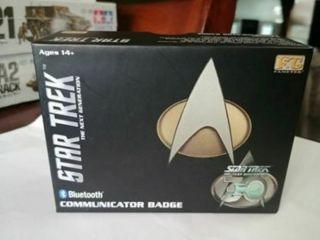 Star Trek " The Next Generation " Communicator Badge Boxed