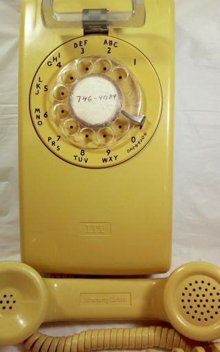 Vintage ITT Stromberg Carlson Harvest Gold Wall Mount Telephone Phone 554 7