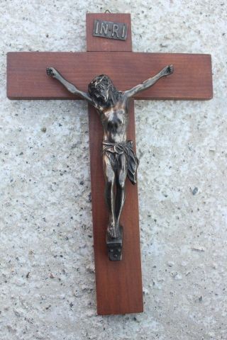 Large Vintage Art Brass On Wood Wall Crucifix Cross Jesus Christ 637