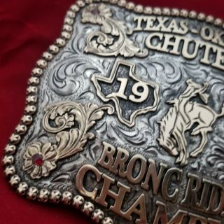 RODEO TROPHY BUCKLE 1984 OKLAHOMA TEXAS CHUTEOUT BRONC RIDER CHAMPION COWBOY 302 6