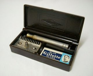 Antique 40s British Gillette “new” 3 Piece Open Comb Safety Razor Bakelite Case