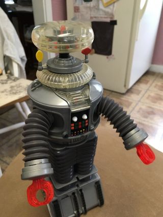 Vintage Robot 1997 Lost In Space 10.  5 Ins.  Tall,  N.  O.  S.