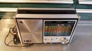 Vintage Montgomery Ward Gen - 1473a Am/fm/cb Shortwave 8 Band Airline Radio