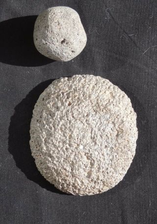 Neolithic Volcanic Grinding Stone from Ténéré - Niger 3