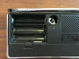 Rare Vintage Magnavox 303 AM/FM Portable Radio With Antennae 6