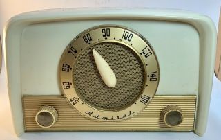 Vintage Admiral Model 5e23 An Tube Radio