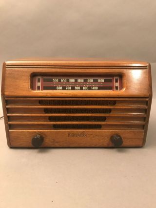 Vintage Philco Tube Radio 1940 