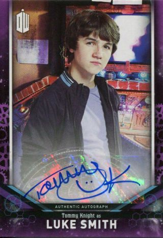 Doctor Who Signature Series 2018 Autograph Dwa - Tk Tommy Knight As Luke Smith