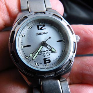 V701 Titanium Vintage Japan Seiko S - Wave 100m Quartz Lady Watch