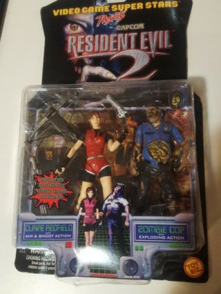 Toybiz Capcom Resident Evil Claire Redfield,  Zombie Cop Figure 1998 Complete