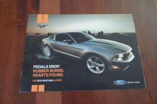 Rare 2010 Ford Mustang Gt Dealer Brochure Mailer