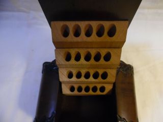 Vintage Carved Wood Cigarette Box Holds 20 (B12) 4